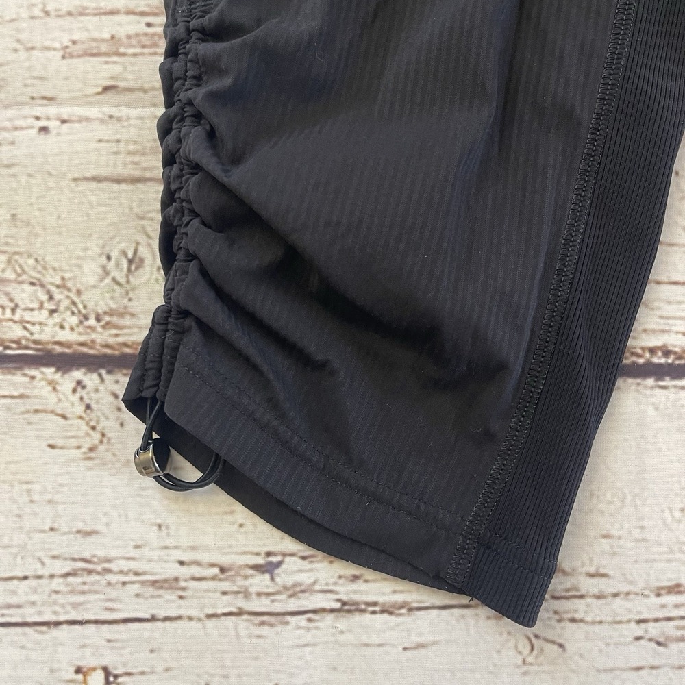 Lululemon Pants Women's 4 Dance Studio Cropped Black Gym Yoga‎  Ankle 24" Inseam - Picture 2 of 11